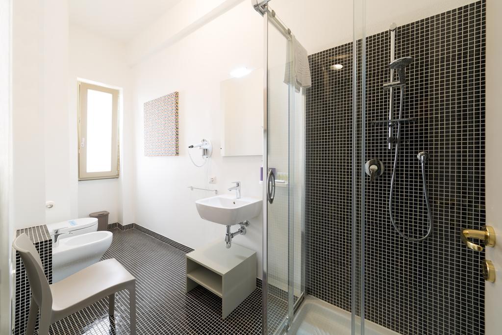 Budget Rooms Logudoro 35 칼리아리 외부 사진
